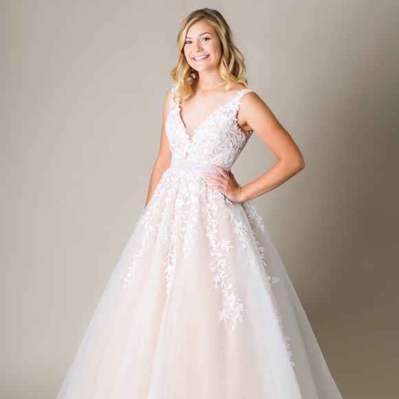 sherri hill 11335 blush